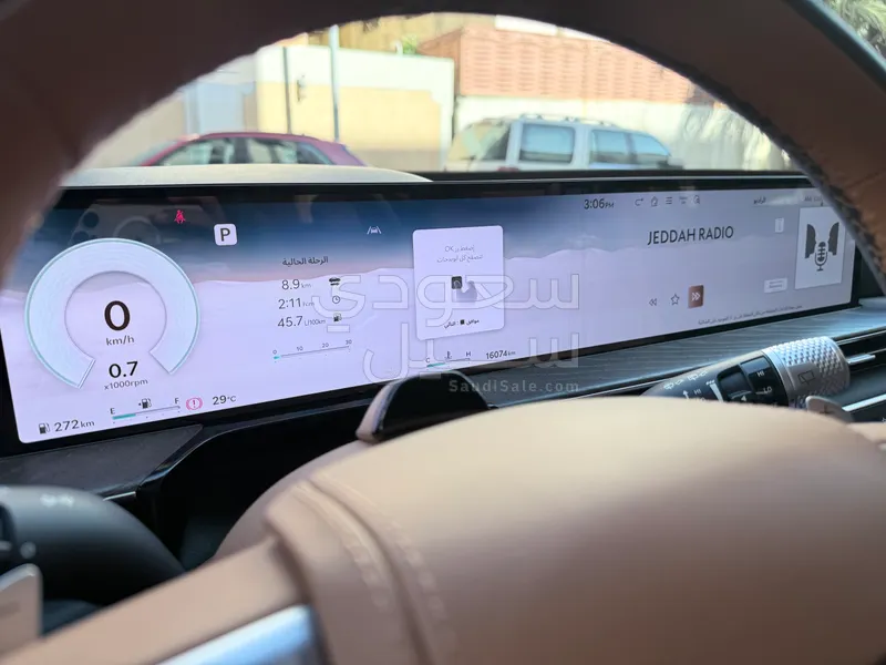 2025 جينيسيس جي في 80