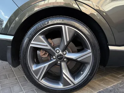 2025 جينيسيس جي في 80