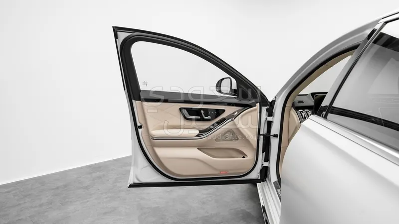 2024 مرسيدس - بنز إس 63 أي إم جي