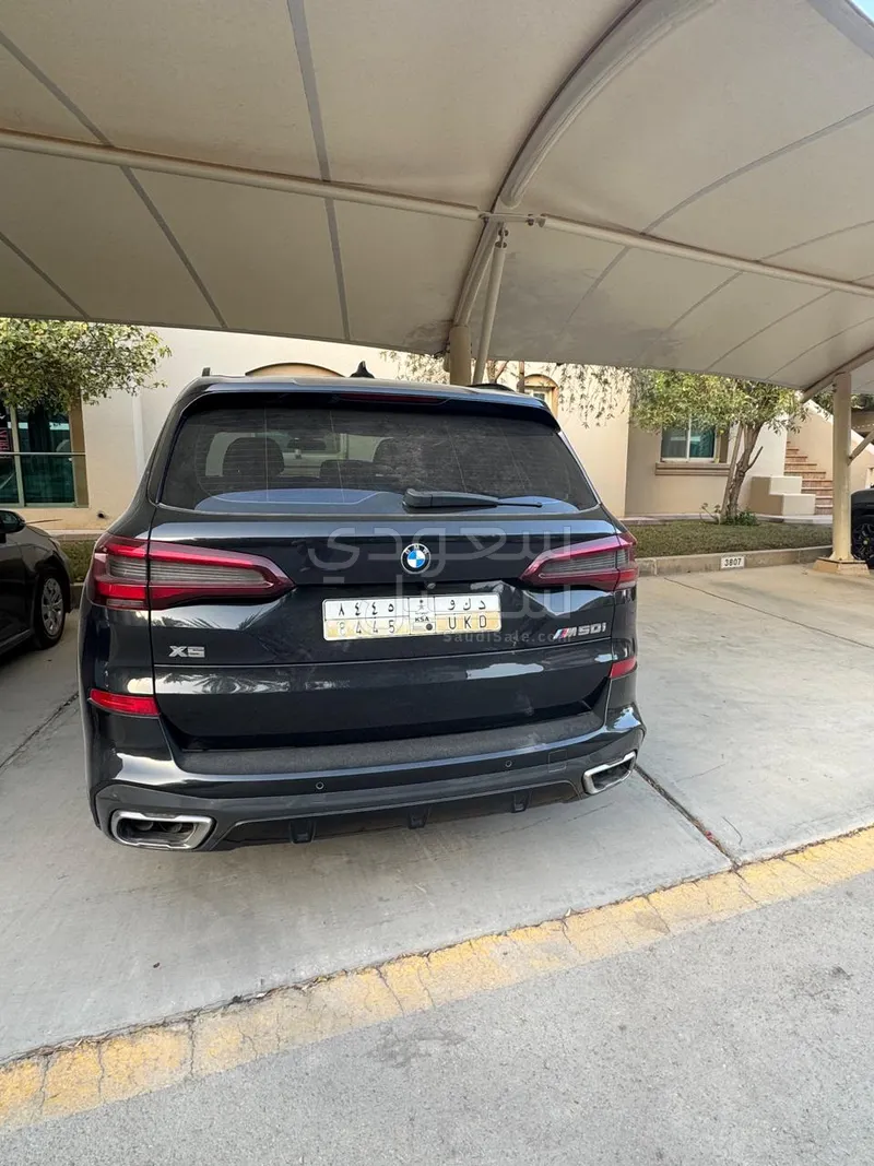 2020 بي ام دبليو الفئة اكس 5 إم