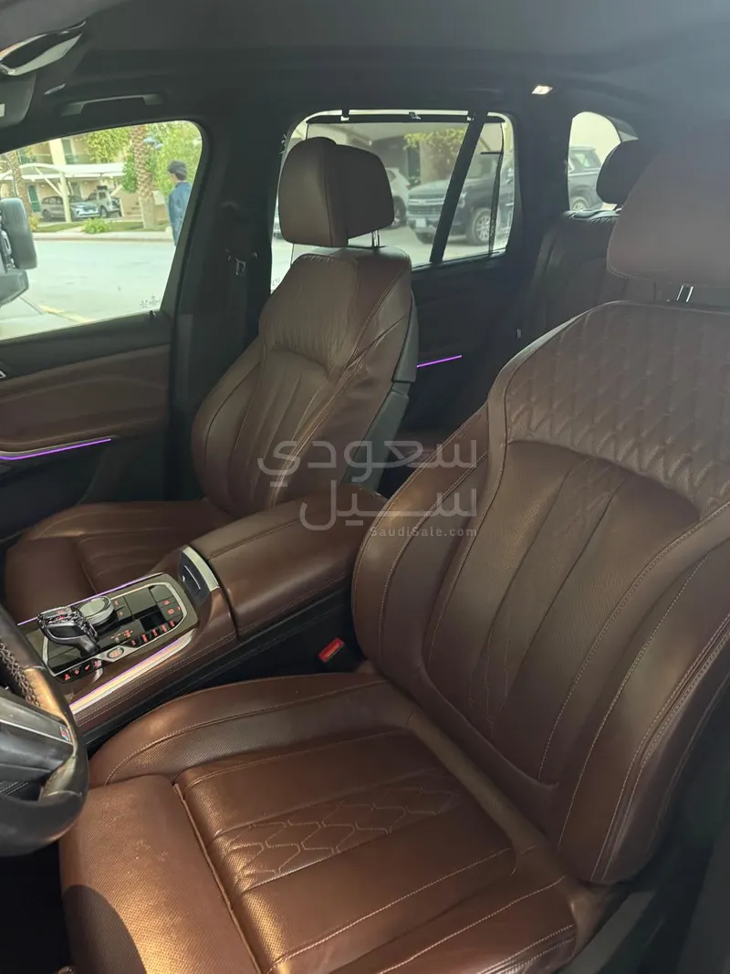 2020 بي ام دبليو الفئة اكس 5 إم