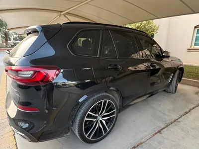 2020 بي ام دبليو الفئة اكس 5 إم