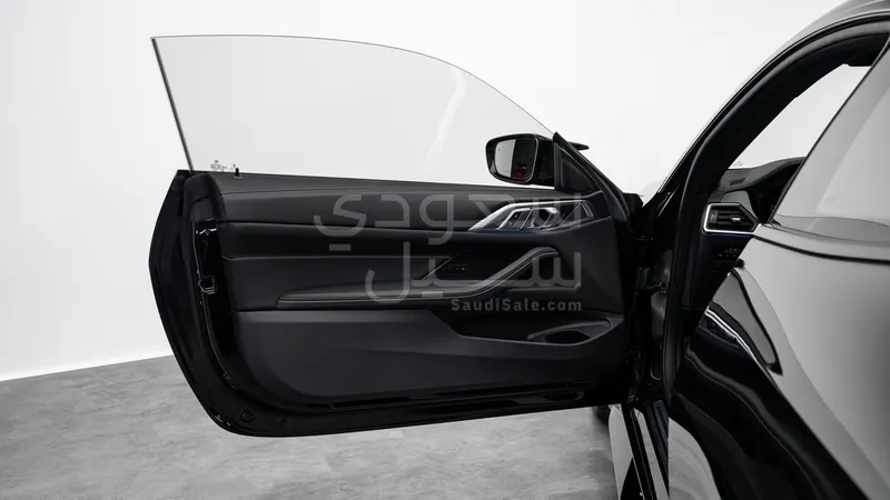 2023 بي ام دبليو الفئة ام إم 4 سي إس أي