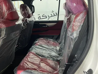 2025 لكزس إل إكس 600 إف