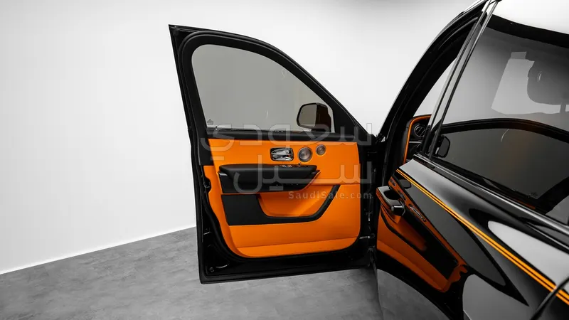 2025 رولز رويس كولينان بلاك بادج