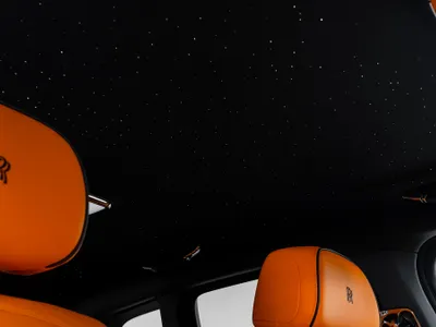 2025 رولز رويس كولينان بلاك بادج