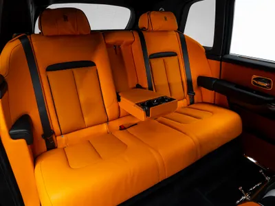 2025 رولز رويس كولينان بلاك بادج