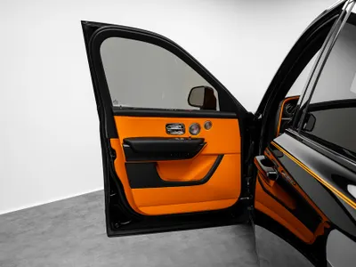 2025 رولز رويس كولينان بلاك بادج