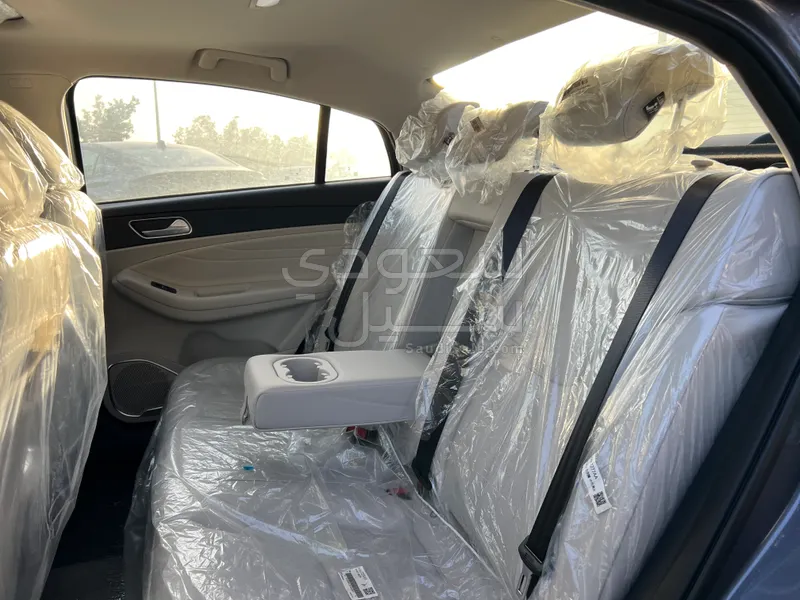 2026 شيري اريزو