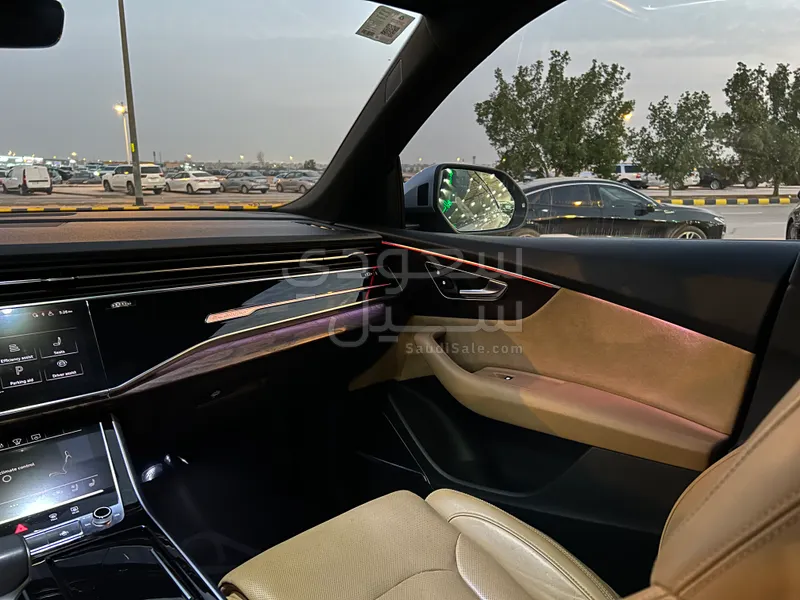 2019 اودي اس كيو 8