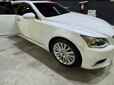 2013 لكزس إل إس 460