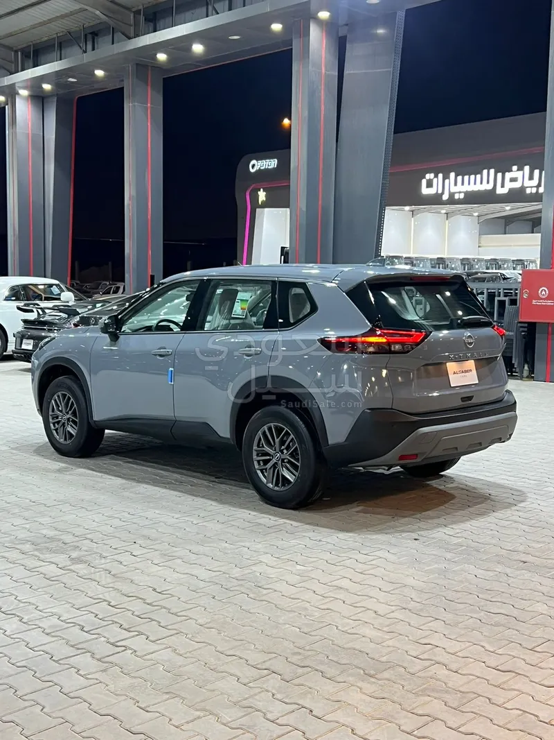 2026 نيسان اكس - ترايل