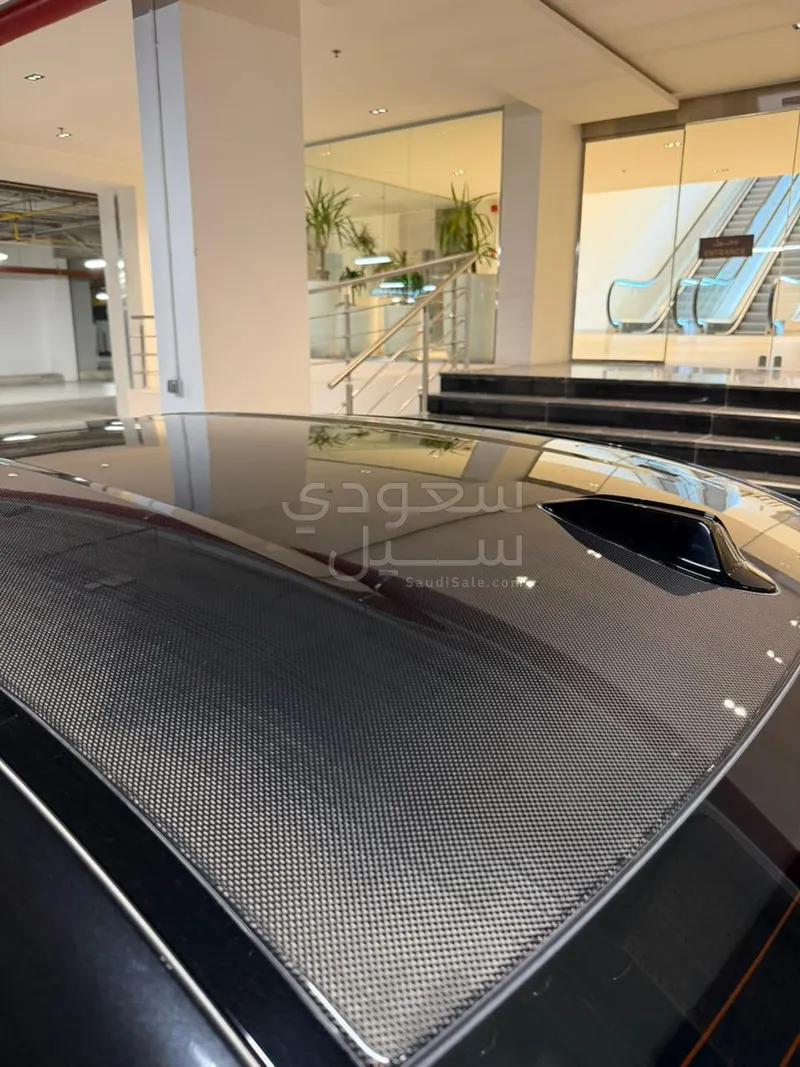 2025 بي ام دبليو الفئة ام إم 2