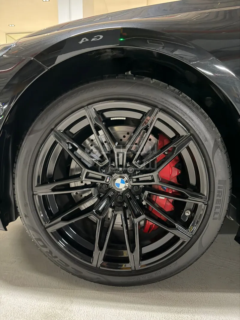 2025 بي ام دبليو الفئة ام إم 2