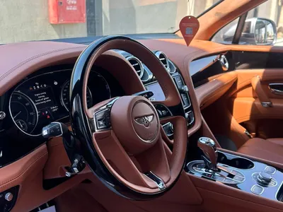 2020 بنتلي بنتايجا الاصدار الاسود