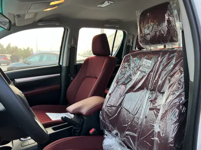 2025 تويوتا هاي لوكس ادفنشر غمارتين