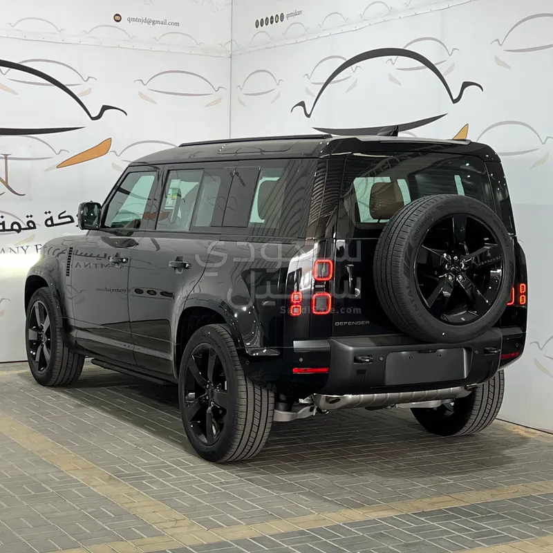 2026 لاند روفر ديفيندر 110