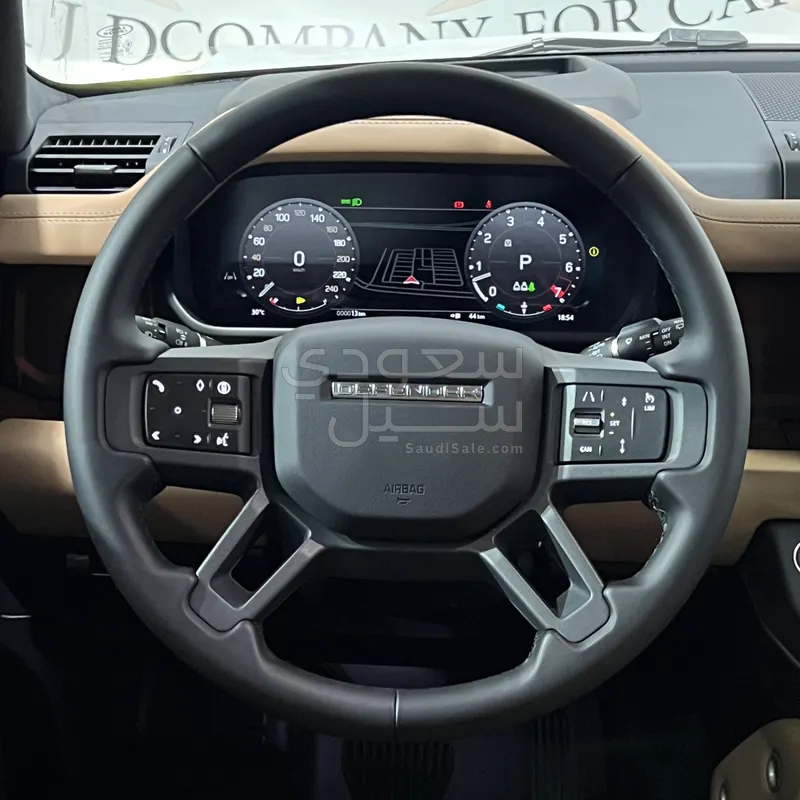 2026 لاند روفر ديفيندر 110