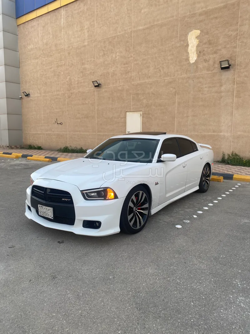 2014 دودج تشارجر ار تي