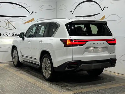 2026 لكزس إل إكس 600