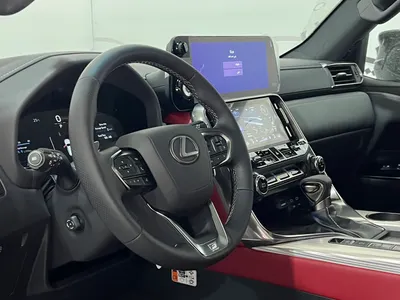 2025 لكزس إل إكس 600