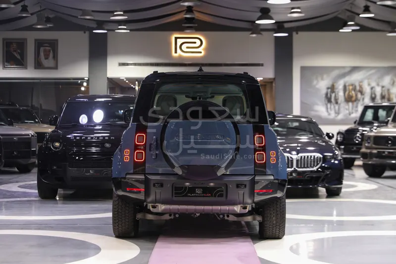 2026 لاند روفر ديفيندر اكس داينمك