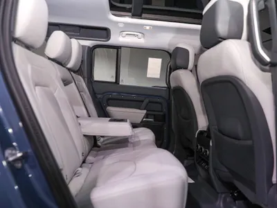 2026 لاند روفر ديفيندر اكس داينمك