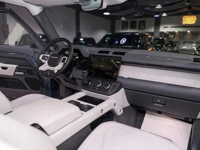 2026 لاند روفر ديفيندر اكس داينمك