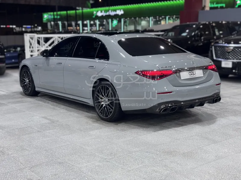 2024 مرسيدس - بنز إس 63 أي إم جي