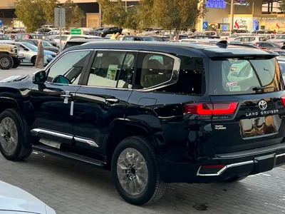 2025 Toyota Land Cruiser VX