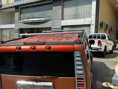 2004 Hummer H2 Alpha