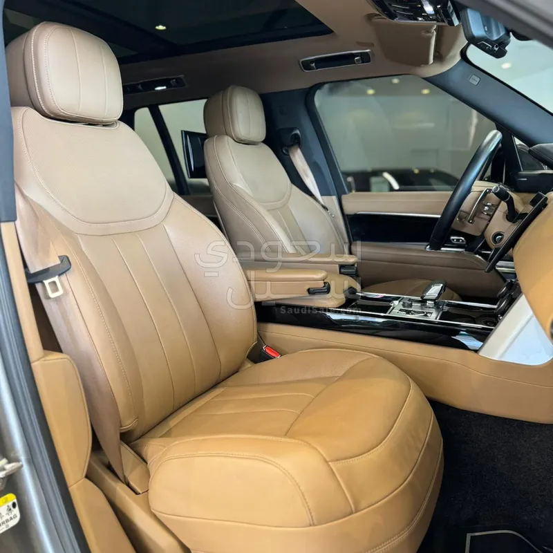 2023 لاند روفر رينج روفر فوج