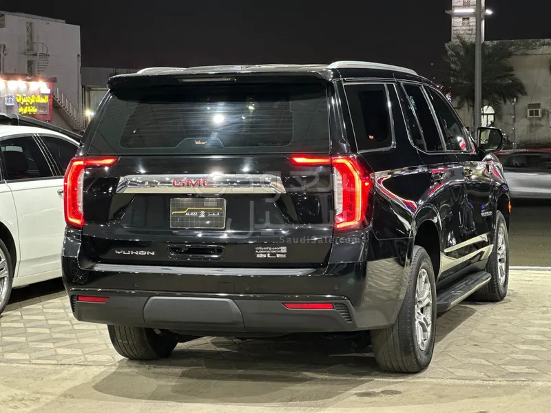 2023 جي ام سي يوكون