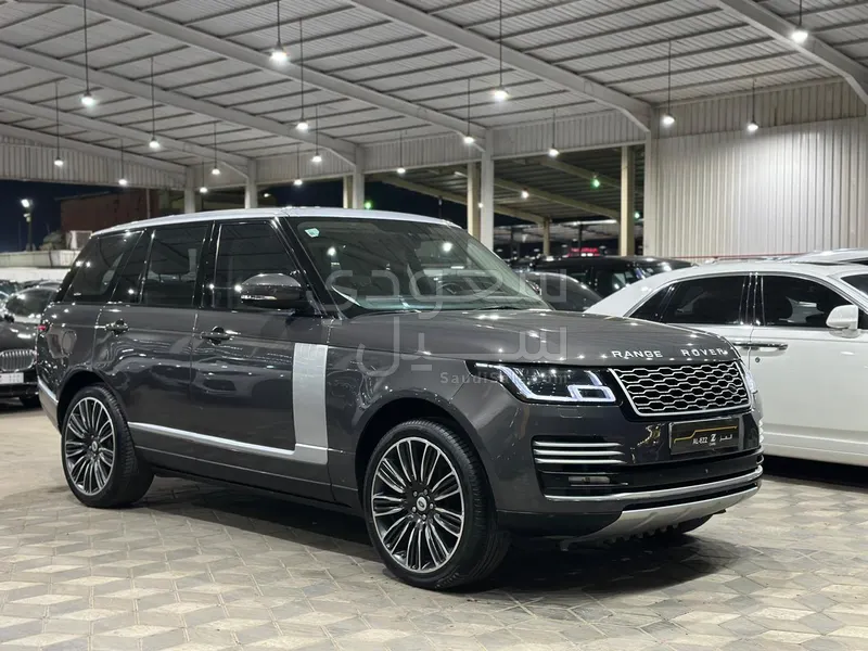 2016 لاند روفر رينج روفر فوج