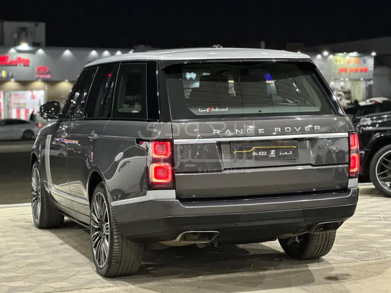2016 لاند روفر رينج روفر فوج