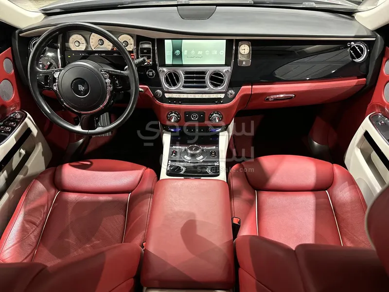 2016 رولز رويس قوست