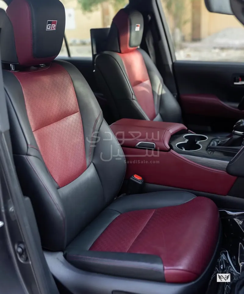 2022 تويوتا لاند كروزر جي ار سبورت