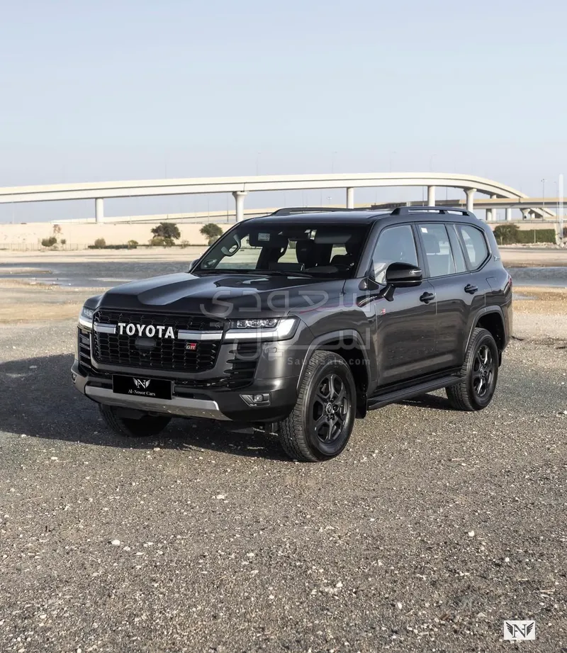 2022 تويوتا لاند كروزر جي ار سبورت