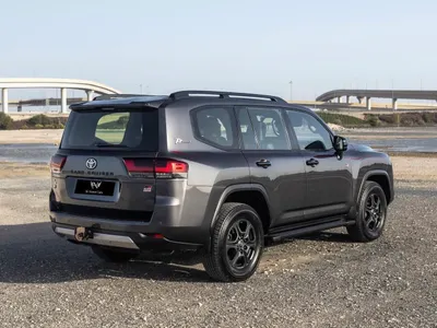 2022 تويوتا لاند كروزر جي ار سبورت