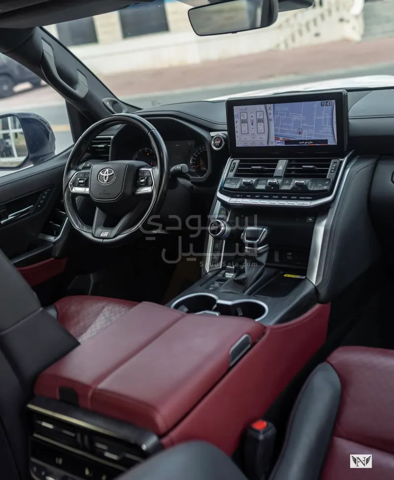 2023 تويوتا لاند كروزر جي ار سبورت