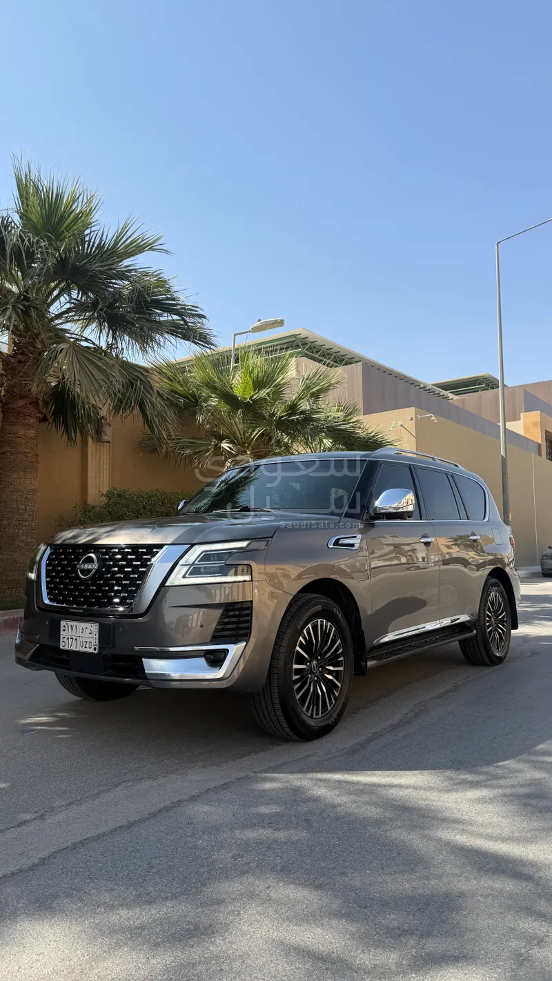 2014 نيسان باترول بلاتينيوم