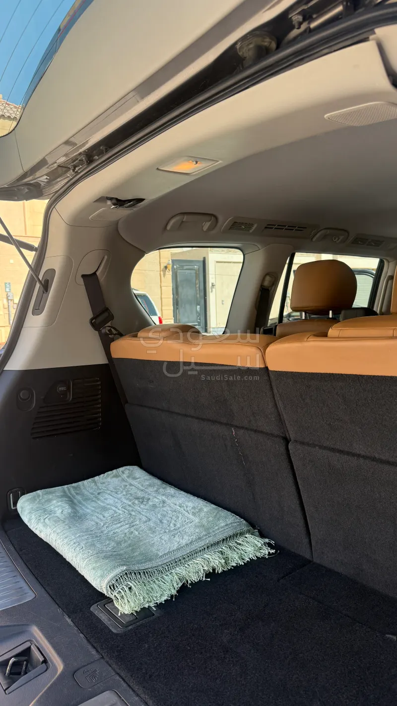 2014 نيسان باترول بلاتينيوم