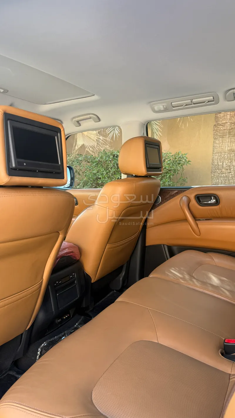 2014 نيسان باترول بلاتينيوم