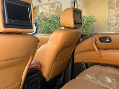 2014 نيسان باترول بلاتينيوم