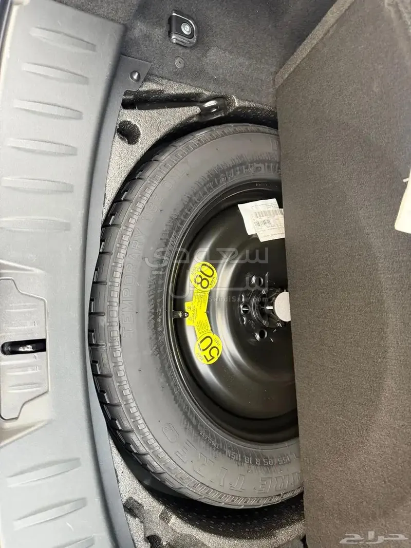 2020 جاكوار اي-بيس