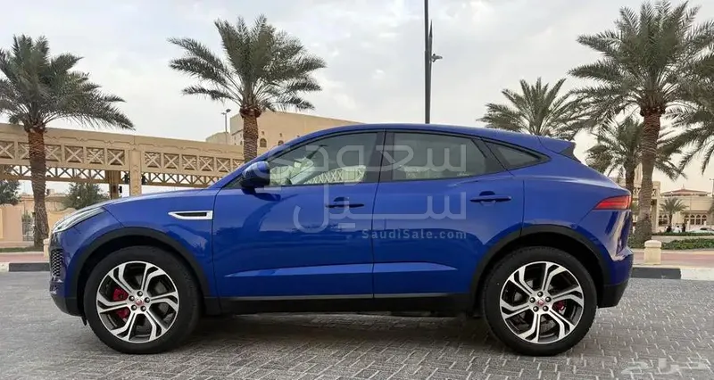 2020 جاكوار اي-بيس