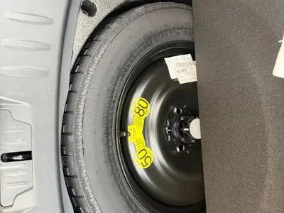 2020 جاكوار اي-بيس