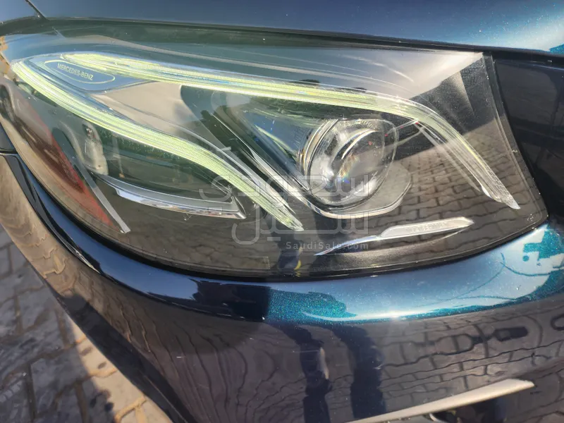 2017 مرسيدس - بنز إي 300