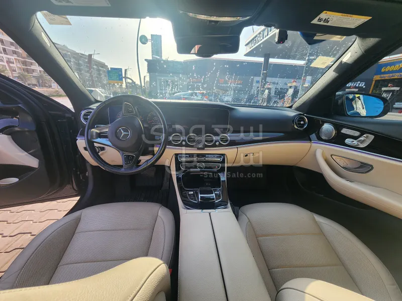 2017 مرسيدس - بنز إي 300