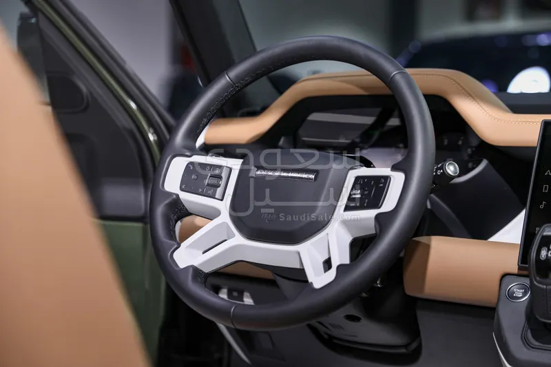 2026 لاند روفر ديفيندر اكس داينمك